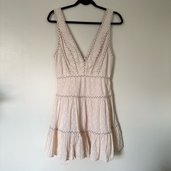 Petal + Pup Janessa Mini Tiered Dress Size 6
